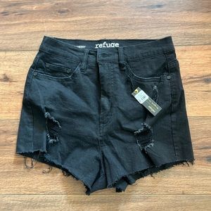 Refuge Shorts